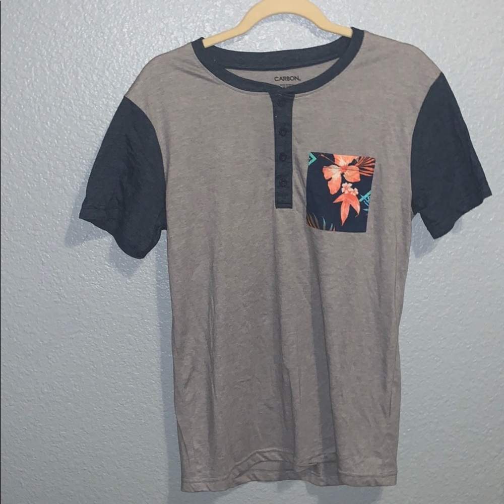 T-shirt with floral pocket